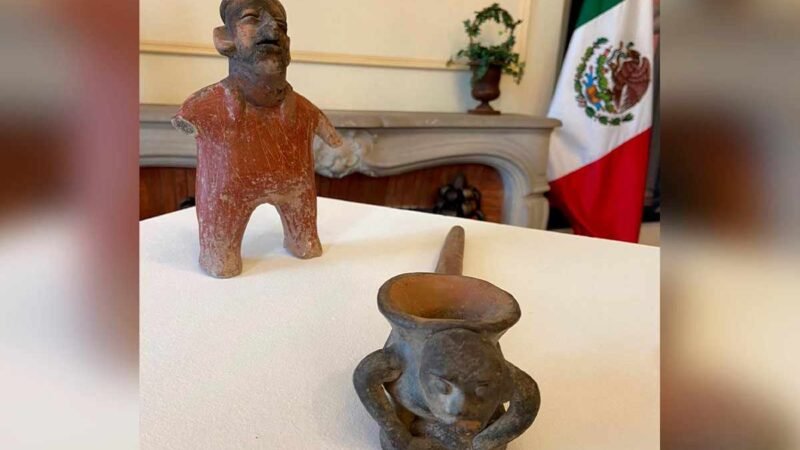 FAMILIA FRANCESA REGRESA A MÉXICO PIEZAS PREHISPÁNICAS