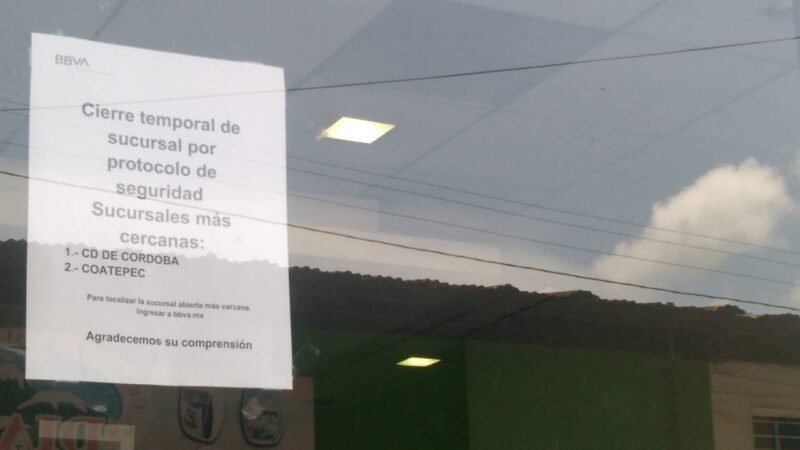 GENERA INCONFORMIDAD CIERRE DE BANCO EN HUATUSCO