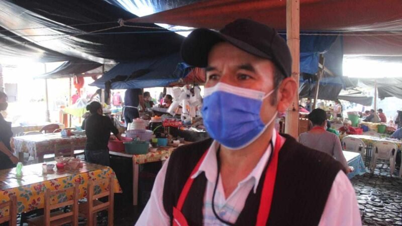SE COMPLICA PANORAMA PARA VENDEDORES DE PLAZA DE COSCOMATEPEC