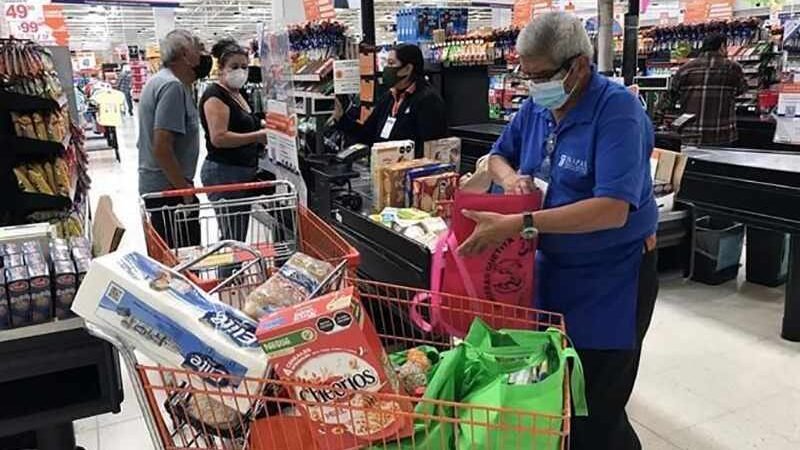 INAPAM Y WALMART FIRMAN NUEVO CONVENIO PARA REGRESO DE ABUELITOS EMPACADORES