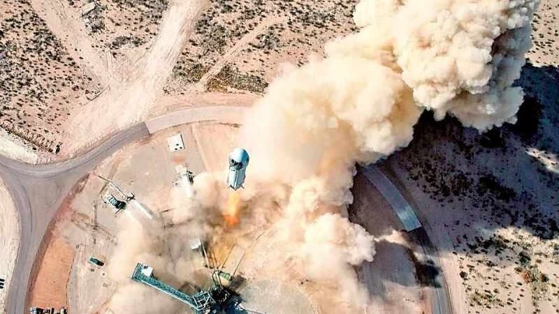 TURISMO ESPACIAL DAÑARÁ AL PLANETA, EN PLENA CRISIS CLIMÁTICA