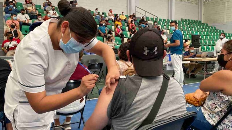 FINALIZA VACUNACIÓN DE 30 A 39 EN FORTÍN