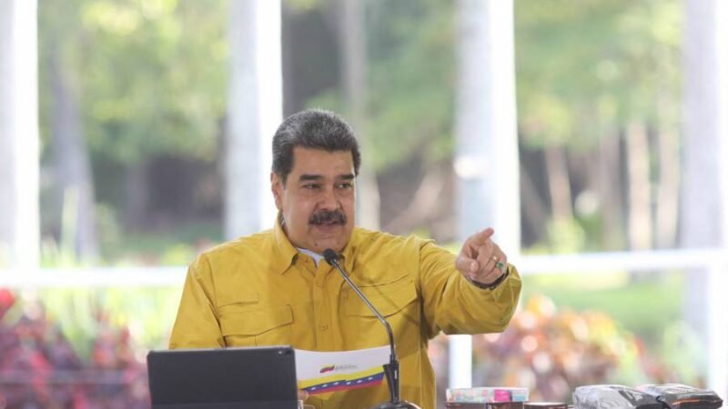 MADURO APOYA DESAPARICIÓN DE LA OEA