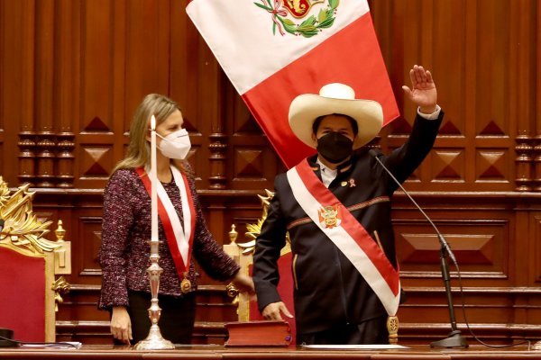 PEDRO CASTILLO ASUME LA PRESIDENCIA DE PERÚ