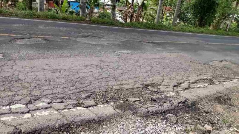 ZONA DE HUATUSCO, SIN RECURSO PARA REPARACIÓN DE CAMINOS POR SCT