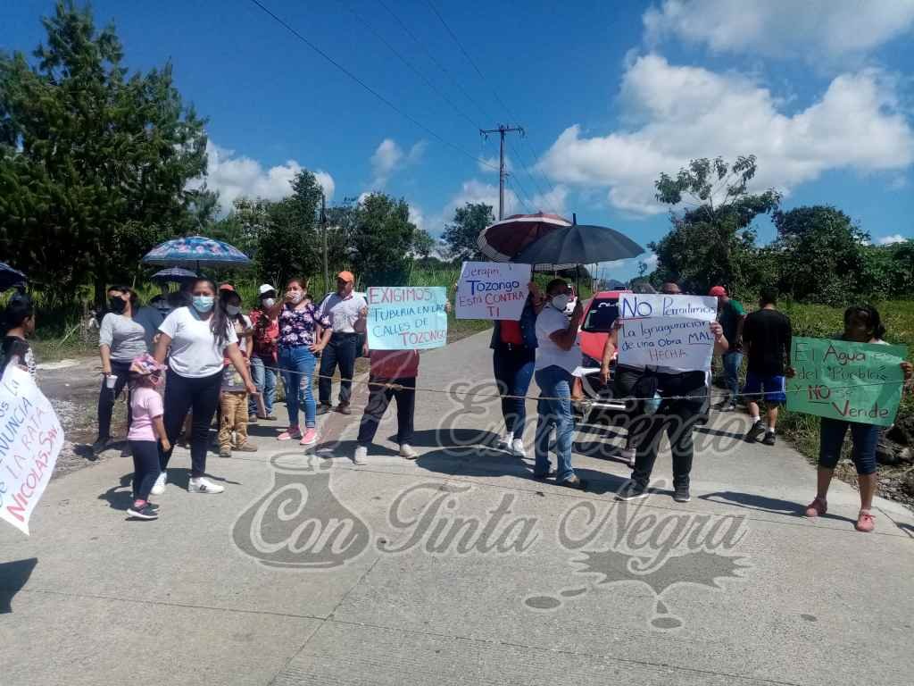 PROTESTAN CONTRA SERAFÍN GONZÁLEZ POR OBRA PATITO