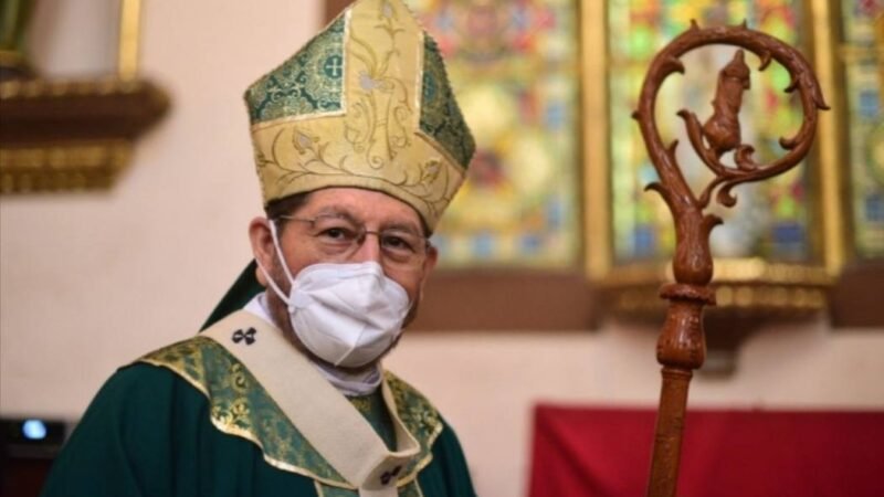 ARZOBISPO EXHORTA A NO BAJAR LA GUARDIA CONTRA COVID