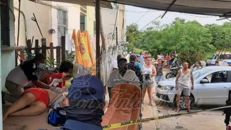 BALEAN A MUJER EN TIENDA DE ABARROTES; MURIÓ EN EL HOSPITAL