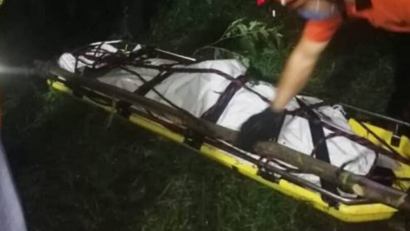 PESCADOR MUERE AL ENREDARSE CON ATARRAYA