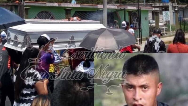 RECIBEN AL CAMPEÓN DE ALPATLÁHUAC