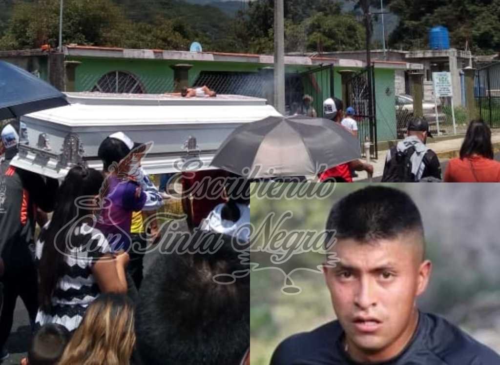 RECIBEN AL CAMPEÓN DE ALPATLÁHUAC
