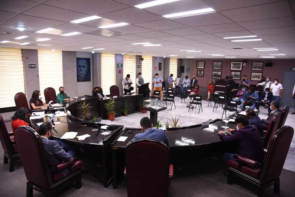 ANTE DECESOS DE MUNÍCIPES ELECTOS, HABRÍA NORMAS PARA SUPLIR ESAS AUSENCIAS