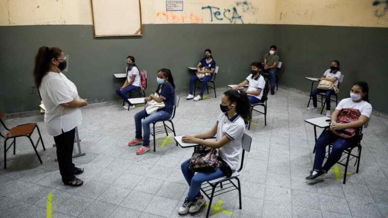 REGRESO A CLASES PRESENCIALES SERÁ VOLUNTARIO PARA ALUMNOS: SEP