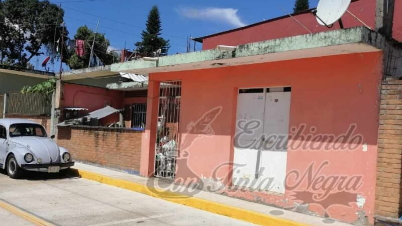 SANITIZAN CONTRA EL CORONAVIRUS Y LOS AGREDEN