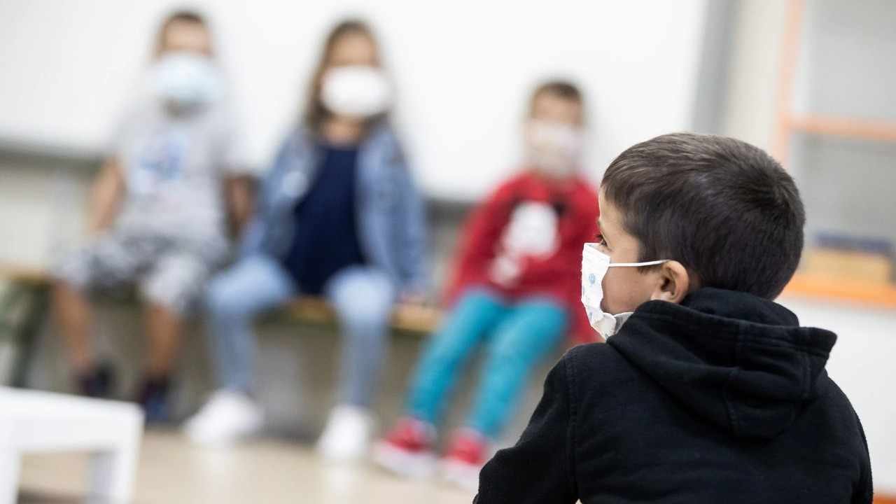 BEBÉS Y NIÑOS, LOS MÁS PROPENSOS A CONTAGIAR COVID-19