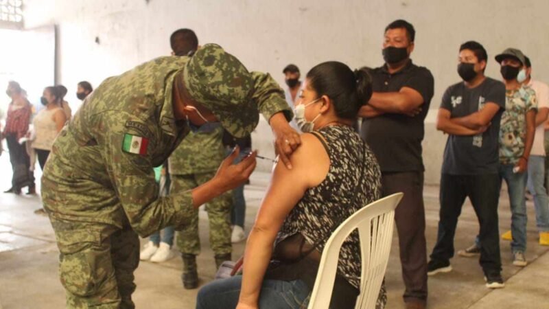 SUPERA EXPECTATIVAS VACUNACIÓN EN ALPATLÁHUAC