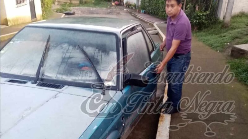 EBRIO REPORTA SU AUTO COMO ROBADO