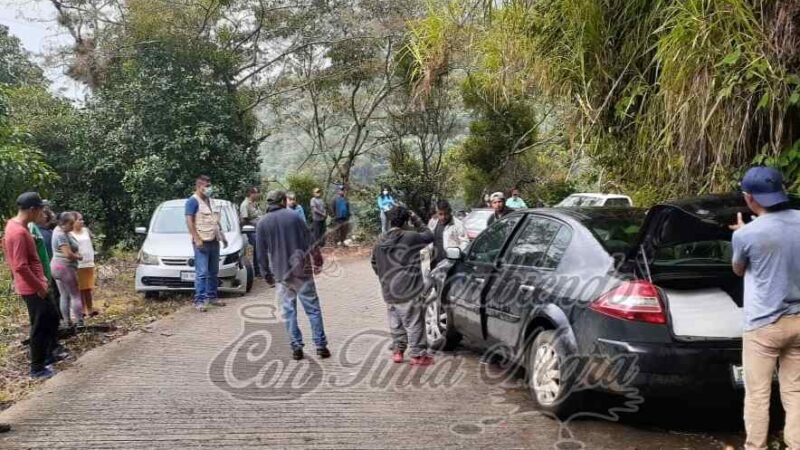CHOCAN EN LA IXHUATEQUILLA