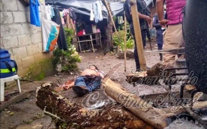 LO APUÑALA SU “AMIGO” Y MUERE