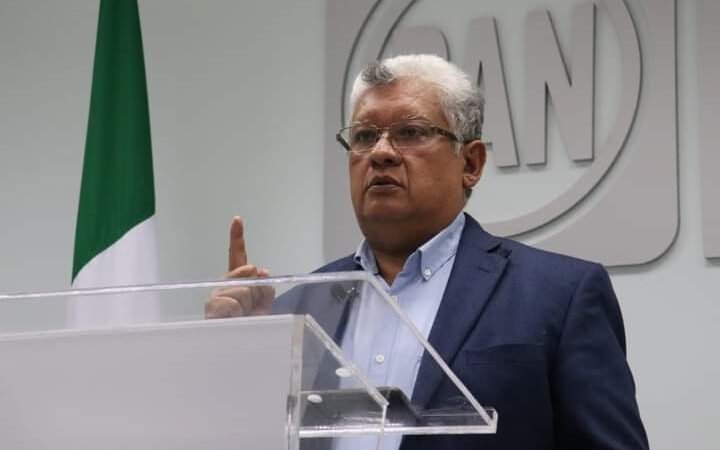 DAN “ALBAZO” AL CHAPO GUZMÁN EN EL PAN