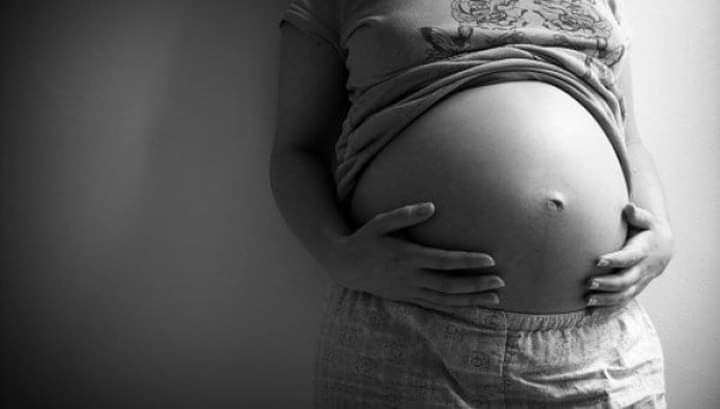 ASALTAN Y GOLPEAN A EMBARAZADA; PERDIÓ A SU BEBÉ