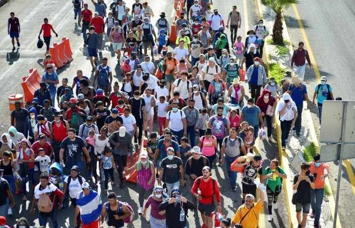 CUARTA CARAVANA MIGRANTE AVANZA RUMBO A EEUU DESDE LA FRONTERA SUR DE MÉXICO