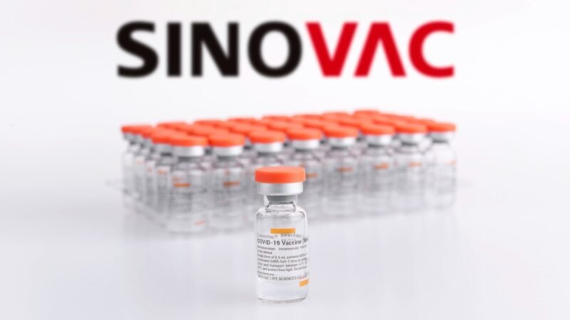 CHILE AUTORIZA VACUNA SINOVAC PARA MAYORES DE SEIS AÑOS
