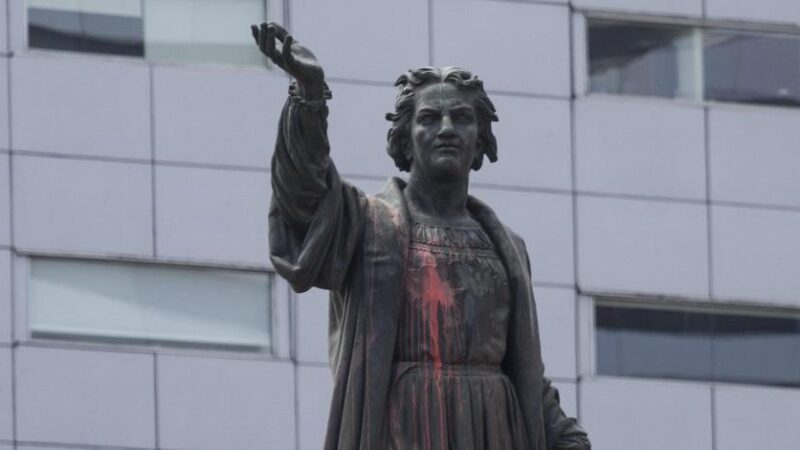 LANZAN PETICIÓN PARA QUE REGRESE LA ESTATUA DE CRISTÓBAL COLÓN A PASEO DE LA REFORMA