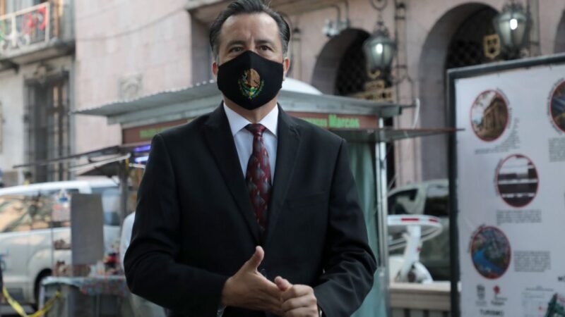 LIBERAN A MUJER QUE ABORTÓ EN BAÑOS DE CENTRO COMERCIAL