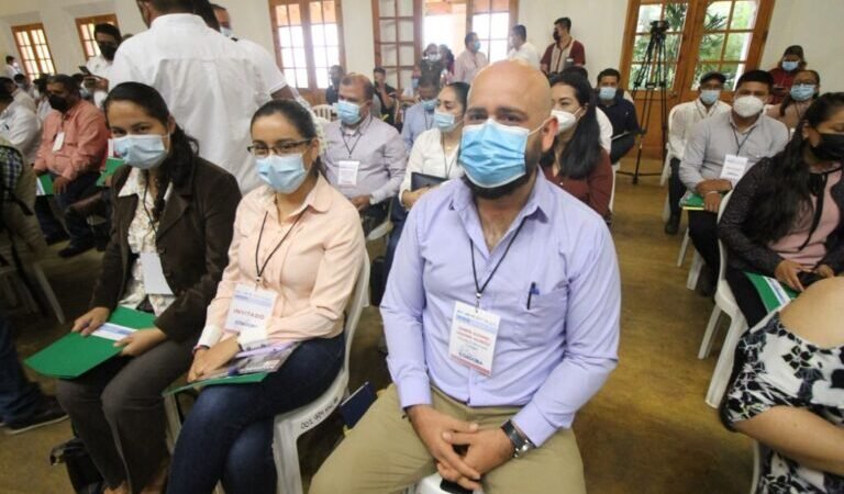 GABRIEL LAGUNES, LISTO PARA TOMAR LAS RIENDAS DE COMAPA