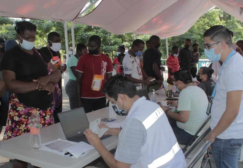 HABILITAN ESTADIO PARA ATENDER SOLICITUDES DE REFUGIO EN CHIAPAS