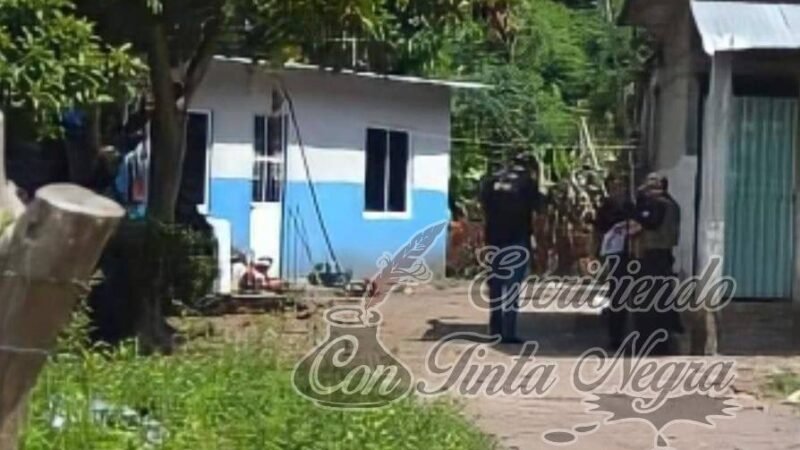 EJECUTAN A MATRIMONIO; SU HIJA ESTA GRAVE