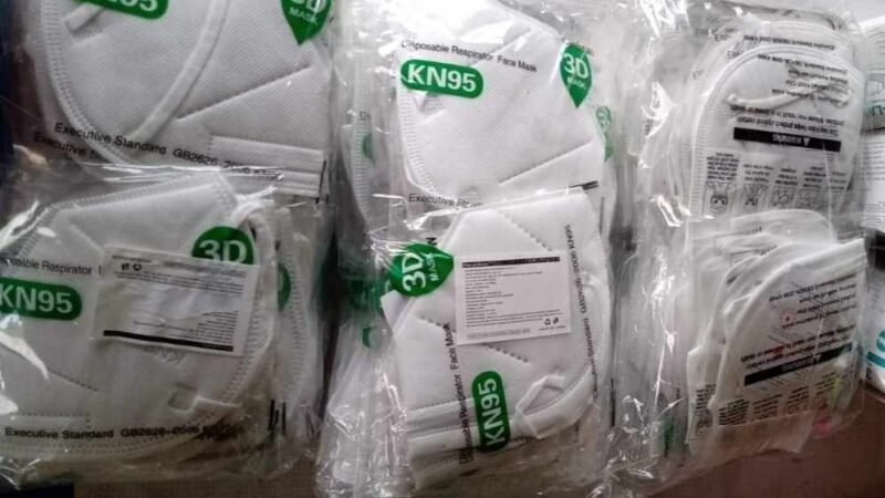 AUMENTA DEMANDA DE CUBREBOCAS Y GEL ANTIBACTERIAL POR REGRESO A CLASES