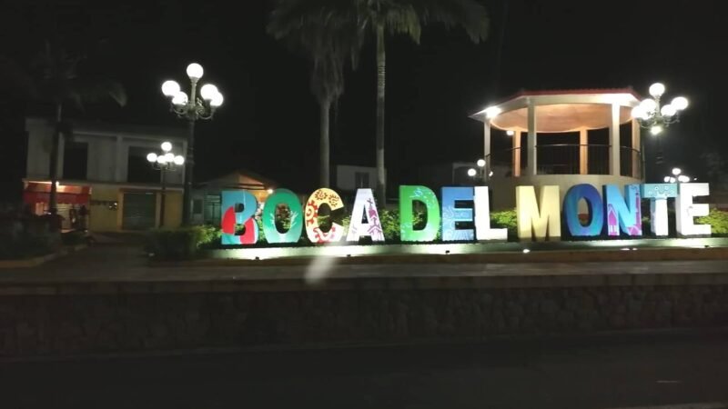 ILUMINAN BOCA DEL MONTE