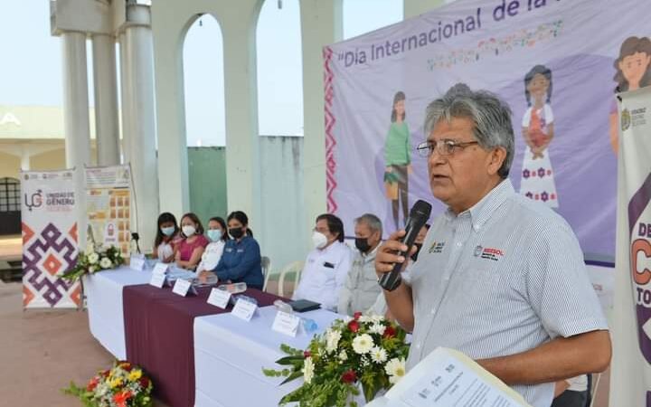 ENTREGAN PROYECTOS DE SEDESOL EN ZENTLA Y CHOCAMÁN