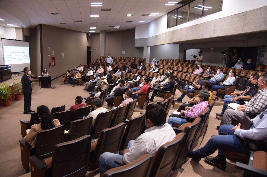 RECIBEN EDILES ELECTOS CAPACITACIÓN EN EL CONGRESO DEL ESTADO