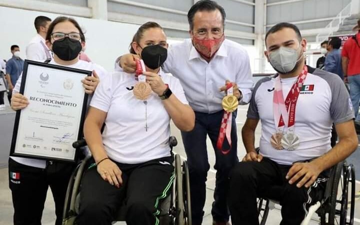 RECONOCEN A ATLETAS VERACRUZANOS DE TOKIO 2020
