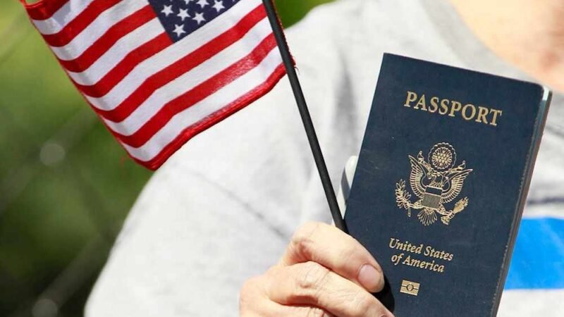 ESTADOS UNIDOS EMITE SU PRIMER PASAPORTE CON GÉNERO “X”