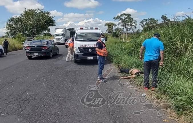 SE MATA MOTOCICLISTA AL DERRAPAR EN YANGA