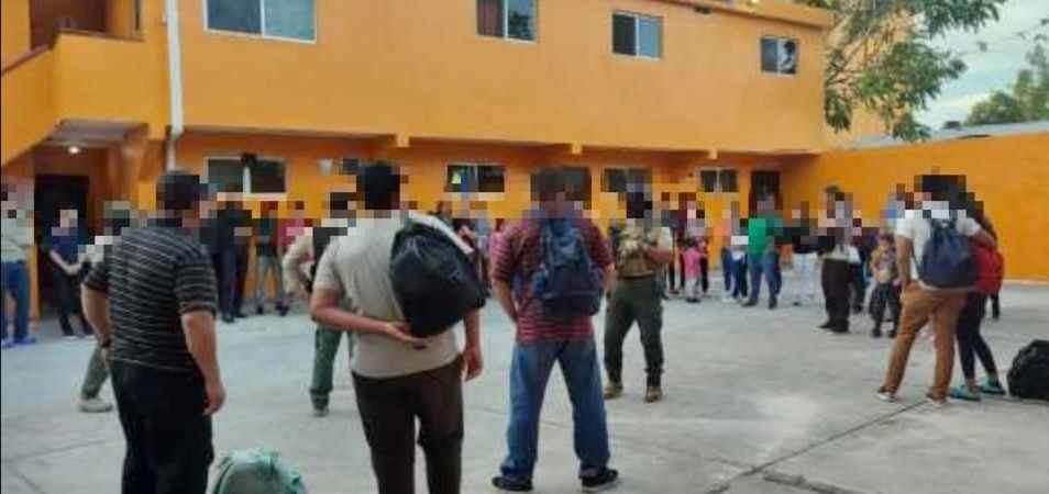 INTERVIENEN A MÁS DE 100 MIGRANTES