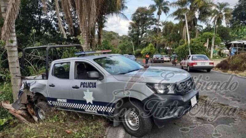 CHOCA CAMIÓN A PATRULLA DE HUATUSCO