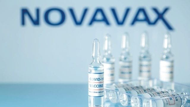 INDONESIA, PRIMER PAÍS EN AUTORIZAR VACUNA COVID DE NOVAVAX