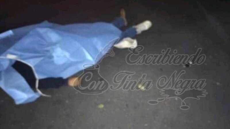 VECINOS LINCHAN A LADRÓN