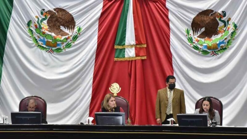 AVALA PLENO CALENDARIO DE COMPARECENCIAS PARA LA GLOSA DEL III INFORME DE GOBIERNO