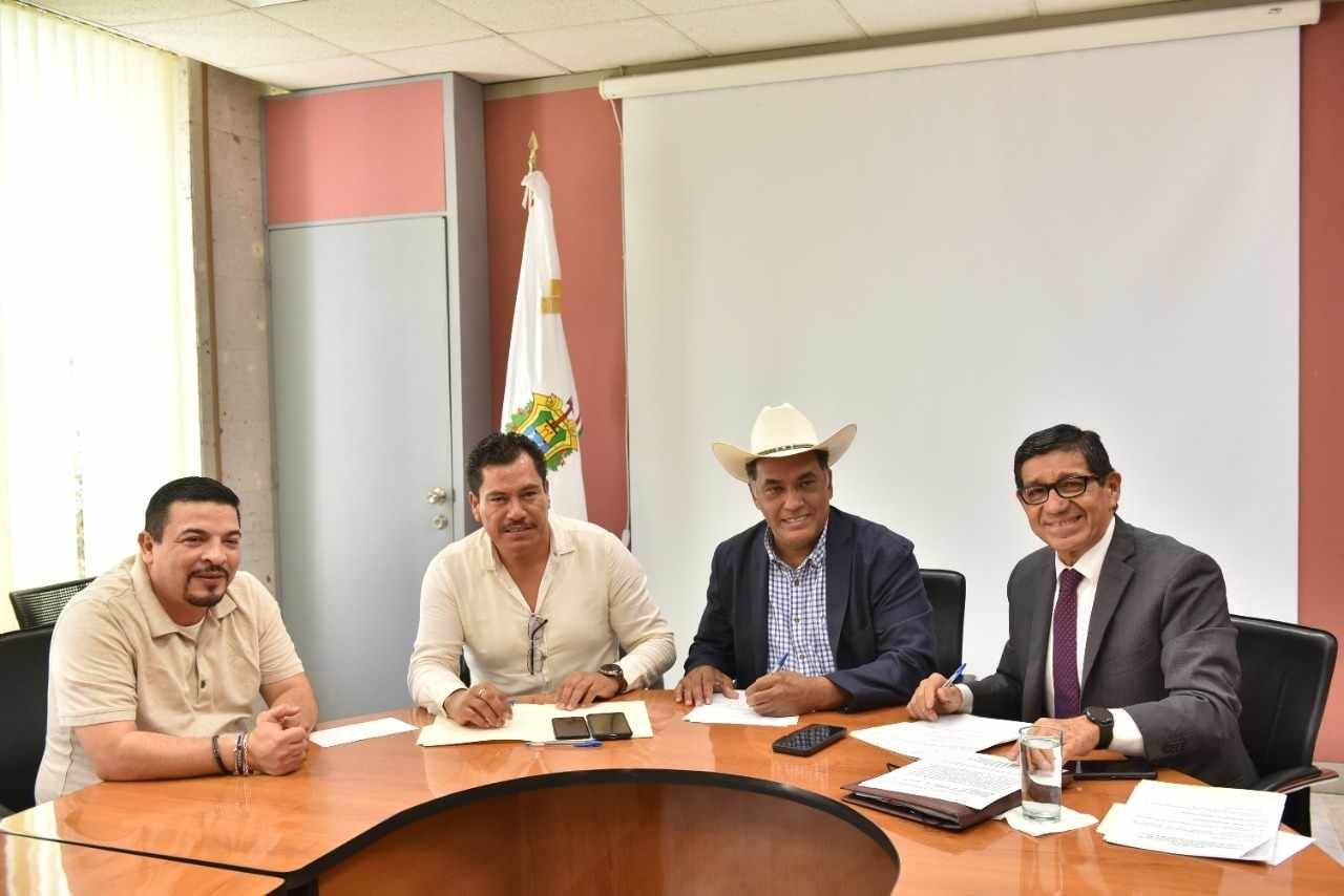 TRABAJARÁN DIPUTADOS POR UNA MEJOR INFRAESTRUCTURA CARRETERA DE LA ENTIDAD