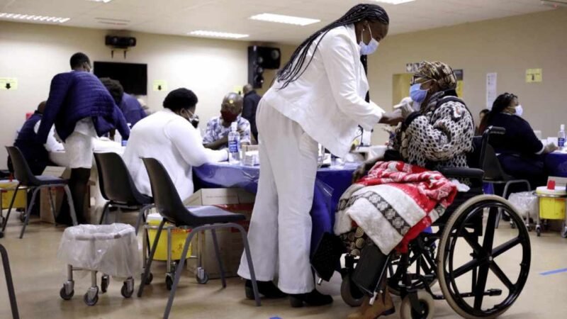 DETECTAN NUEVA VARIANTE DE COVID-19 CON MÚLTIPLES MUTACIONES