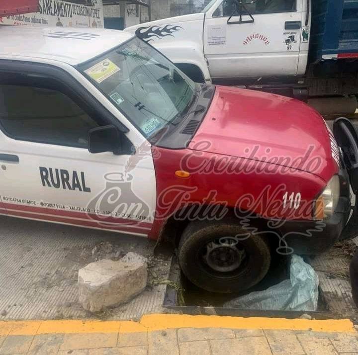 TAXISTAS, VÍCTIMAS DE OBRAS MAL HECHAS POR EL AYUNTAMIENTO