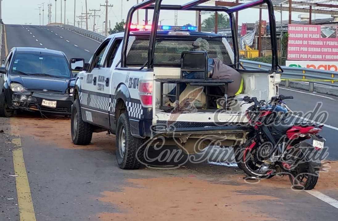 SE MATA AL CHOCAR CONTRA PATRULLA