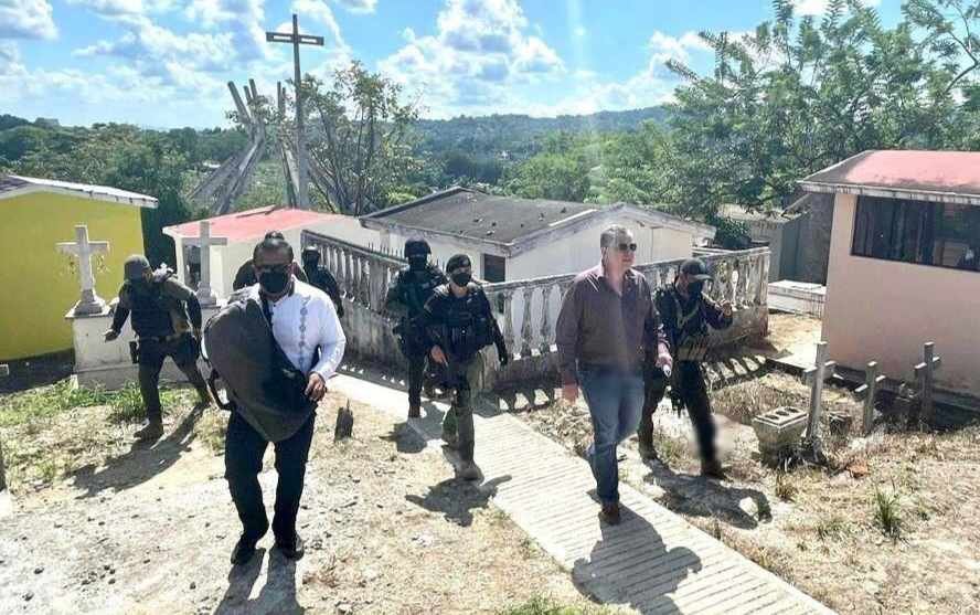 ENCABEZA SECRETARIO DE SEGURIDAD PÚBLICA OPERATIVO DE DÍA DE MUERTOS