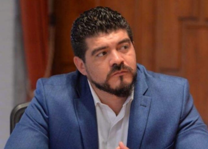 SEV EXHORTA A PROFESORES A PARTICIPAR EN JORNADAS DE VACUNACIÓN